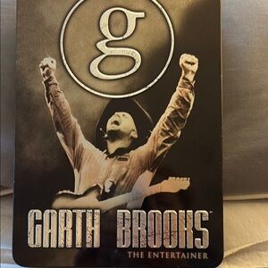 Garth Brooks The Entertainer